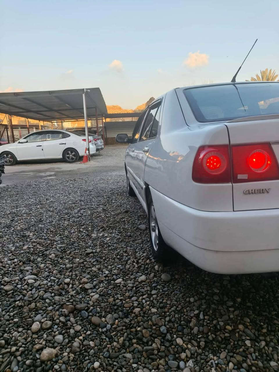 كوين 
رقم نينوى 
2013
  بيها باب صبغ فقط🔹
ول المحرك بي نفخ🔹 
بيها كابون بانزين 🔹
منضومه زينون 🔹
تبريد شغال 🔹
السعر 43 وبيها مجال 🔹

***********

***********
