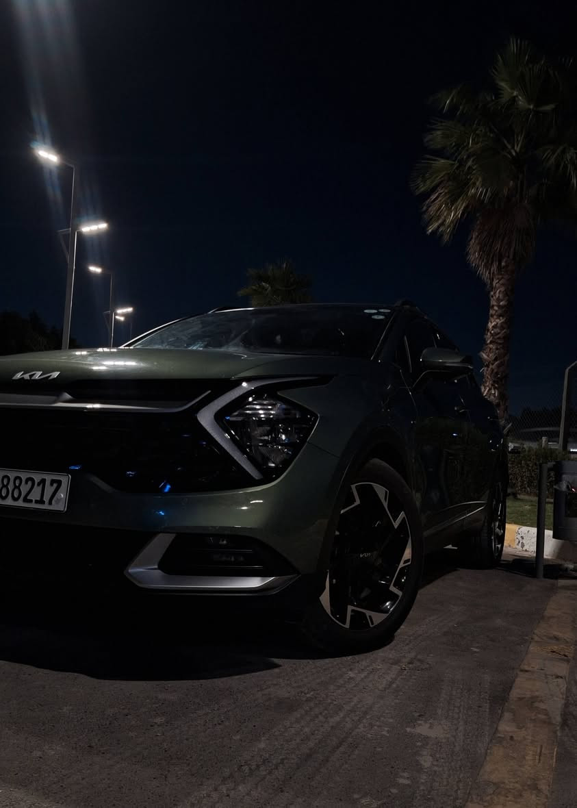 كيا سبورتاج GT-Line
موديل 2023 خليجي

وارد خليجي
فل مواصفات GT-Line

محرك 4 سلندر سعة 2.0 لتر تنفس طبيعي
لون زيتوني ميتالك مميز

المواصفات:

- سقف بانوراما كامل
- مقاعد جلد مع تبريد وتدفئة
- تحكم كهربائي للمقاعد الأمامية
- تدفئة المقود
- كاميرا خلفية
- حساسات أمامية وخلفية
- رادار جانبي
- نظام النقطة العمياء مع التحذير من المخاطر
- مثبت سرعة ذكي
- نظام المحافظة على المسار
- شاشة كبيرة
- عدادات ديجيتال
- أندرويد أوتو
- أبل كاربلاي
- تشغيل بصمة
- دخول ذكي
- تشغيل عن بعد
- عجلات GT-Line الرياضية
- باب خلفي كهربائي
- إنارة LED كاملة
- كشافات زينون

السيارة قفلة مواصفات السبورتج نظيفة وكفالة
رقم أربيل هزة وفحص جديد، شرط التحويل او وكالة ثاني يوم .

سعر 195 ورقة

رقم المالك: ***********
