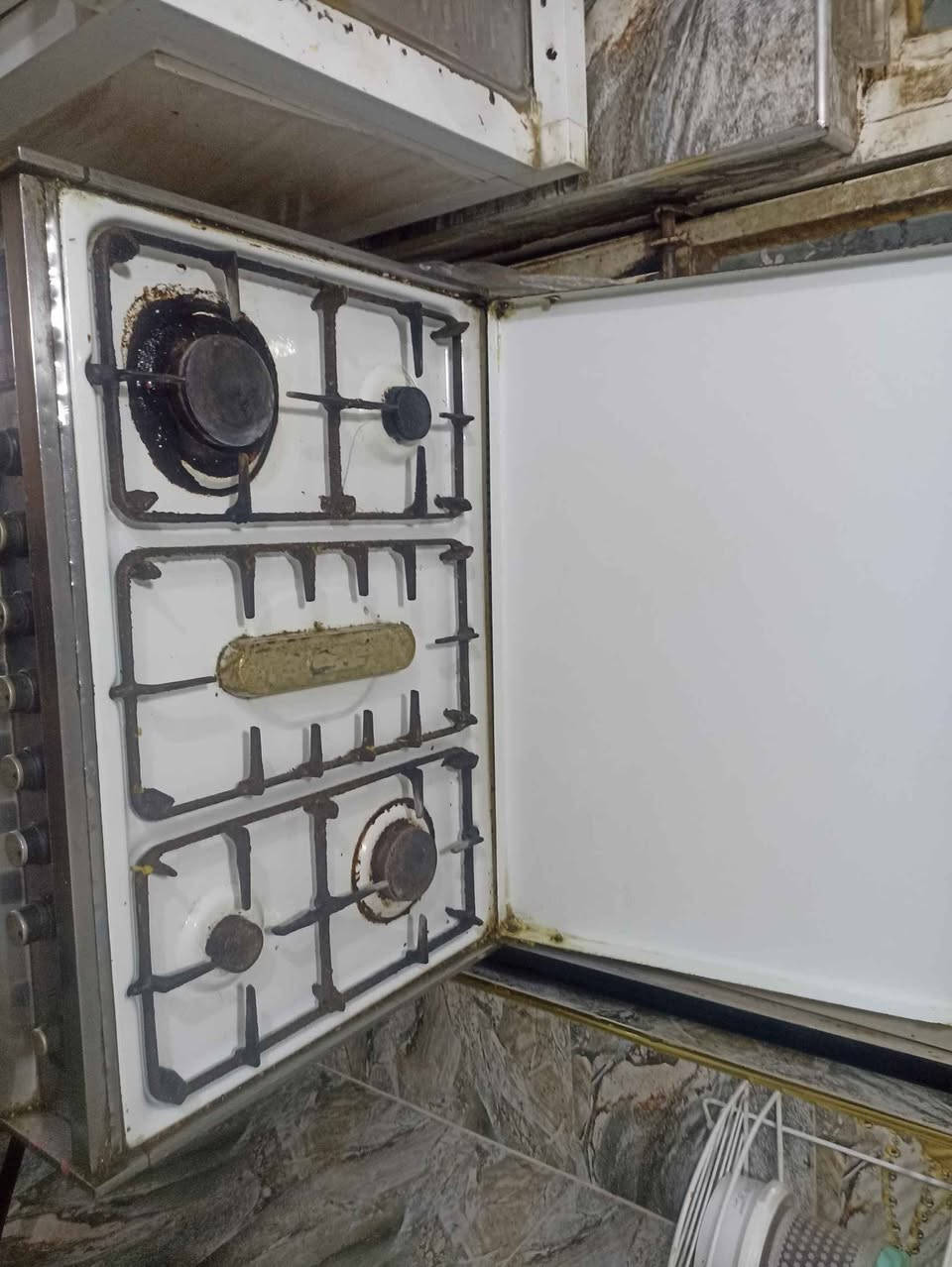 طباخ البيع سعر75وبي مجال عنوان البصره المطيحه رقم تواصل *********** البصرة, العراق
