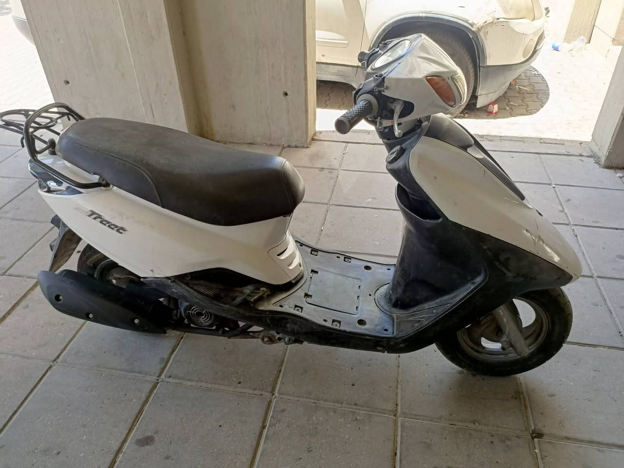 السلام عليكم بريز لايت عالي كفرات بلاديه محرك نظيف وناعم لاتبخير ولا تنقيص كابريتر بلاديه شلعه معدل جيد جدا سلف هندر شغاله نقص باتري تخلي باتري تشتغل سلف حاليا نص هندر تشتغل السعر 450 وبيهه مجال حگ الجيه المكان شارع حيفا ***********
