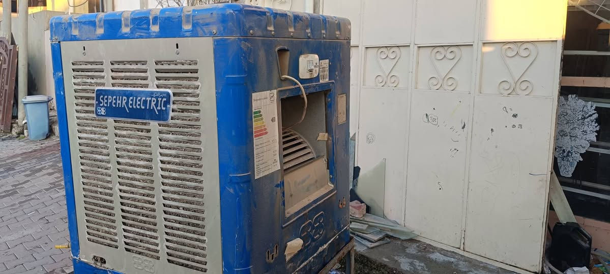 للبيع بسعر 80 
شغاله كامل وجيل نضيفه من الداخل 
***********وتسال
