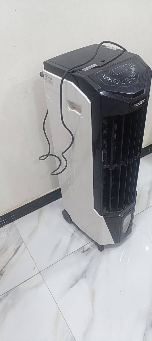 سلام عليكم مبرده للبيع نضافه فول وتبريده كلش قوي مع جربايه اطفال نضيفه استعمال قليل كهربائيه
اتصال على الرقم ***********
سلام عليكم مبرده للبيع نضافه فول وتبريده كلش قوي مع جربايه اطفال نضيفه استعمال قليل كهربائيه
