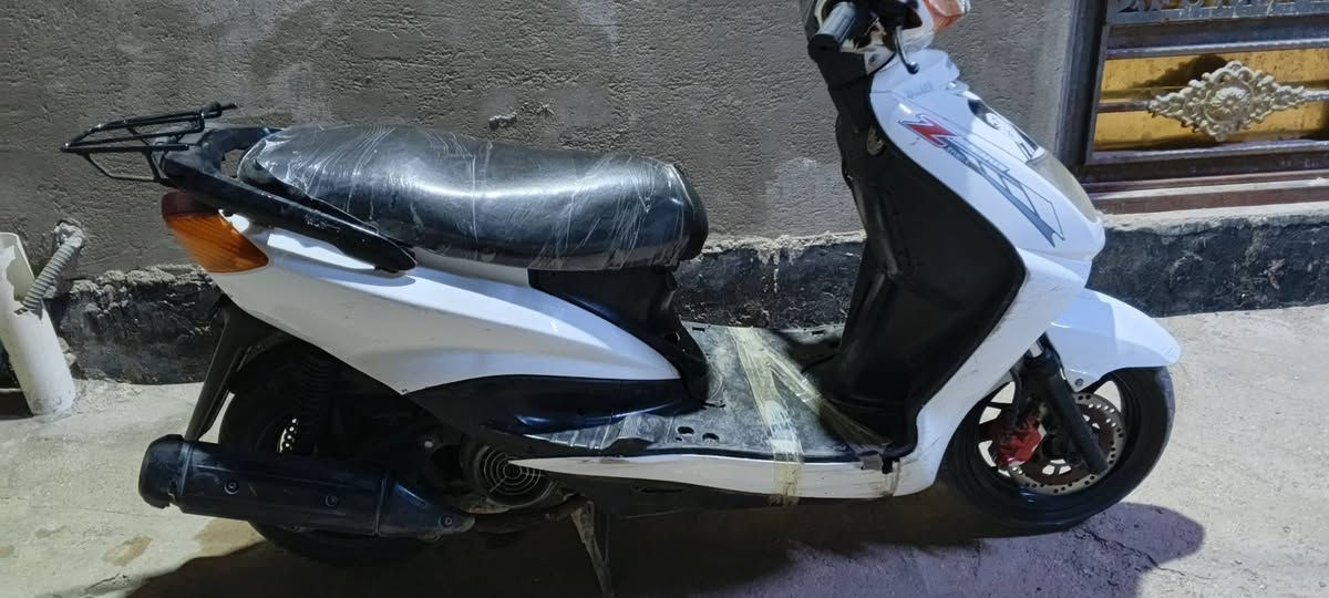 سلام عليكم سكنس نثيه يردله بس ولفات رياضي سعر 550


**إذا كنت صاحب هذا الإعلان وتريد حذفه لأي سبب، رجاءا أرسل رسالة إلى الدعم الفني**