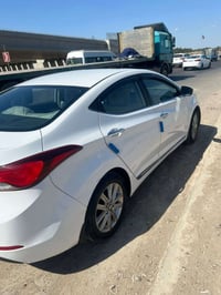 النترا • ٢٠١٥ • ماشيه ١٣٠٠٠٠