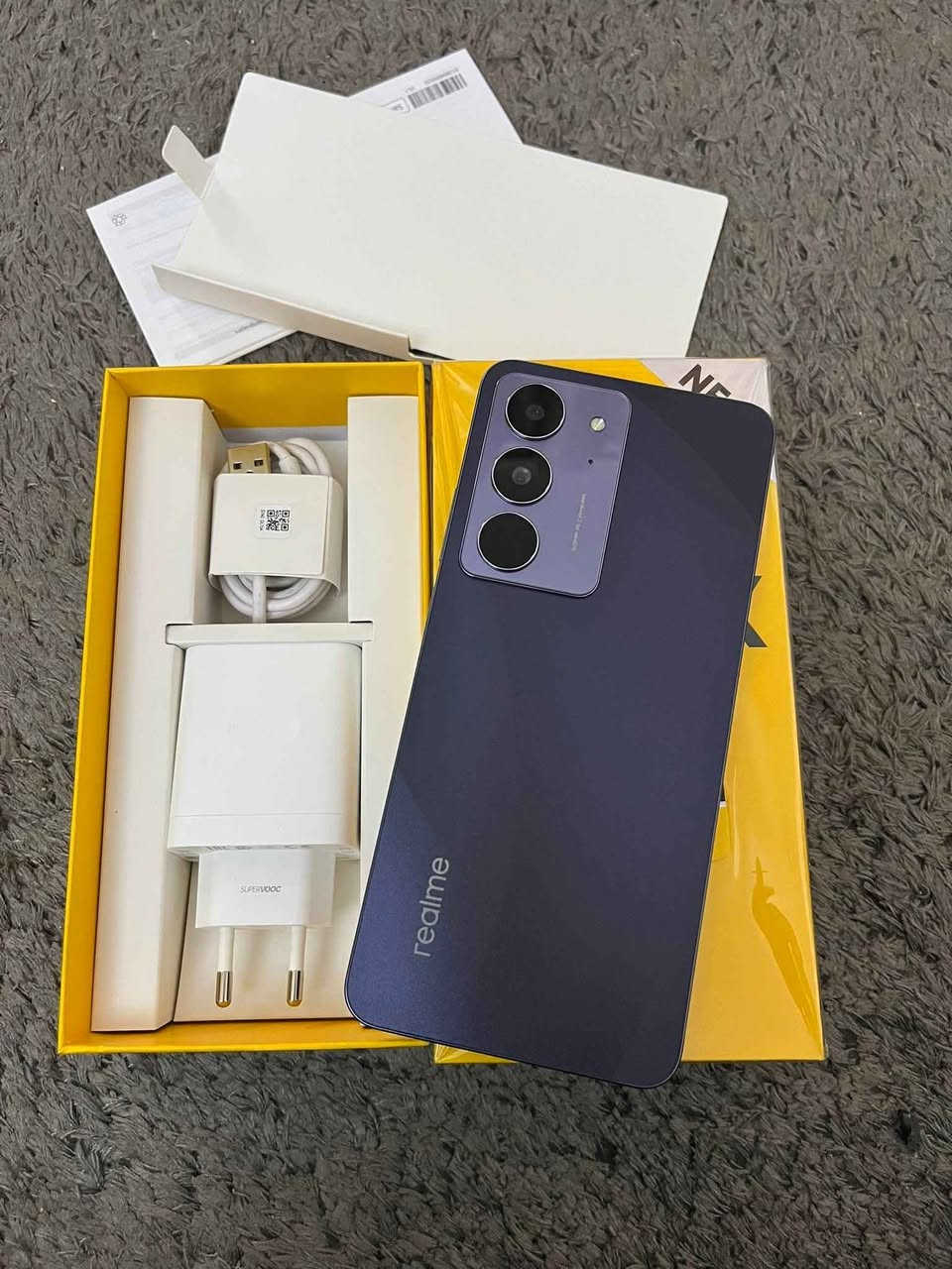للبيع تواصل *********** سعر 150جهاز مكفول
ريلمي c75x جهااز نضيف ستخدام قليل ذاكره 256 عشوائيه 12+12 بطارية 5600 شاشه 140هيرتز 
فطر بسيط اسفل الشاشه كامل ملحقات شاحنه وكارتون النجف, العراق
