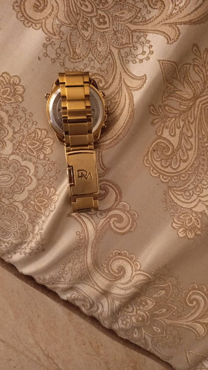 ساعة دومينو اصلي ياباني بشرط اخر سعر ٧٠ الف


**إذا كنت صاحب هذا الإعلان وتريد حذفه لأي سبب، رجاءا أرسل رسالة إلى الدعم الفني**