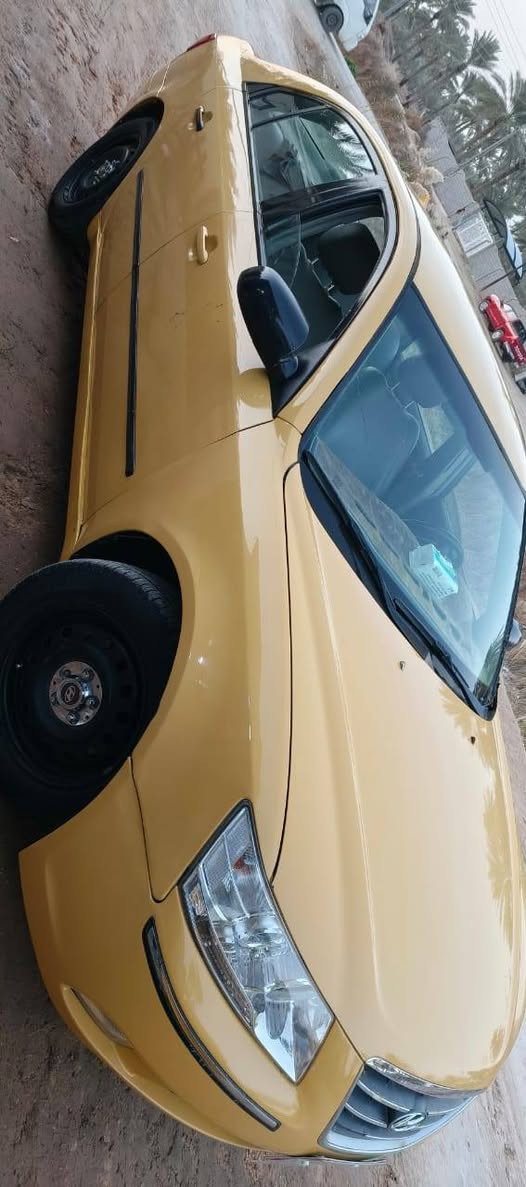 سلام عليكم للبيع سوناتا موديل ٢٠٠٧ محدثه ١٠ سياره جاهزه وخير من الله صبغه جديده مكينه ٢٤٠٠ تبريد تدفئه تخم تاير زنون شاشه رقم بغداد تحويل مباشر مكان السياره بابل سعرها ٧٠ وبيها مجال بسيط رقمي ***********
