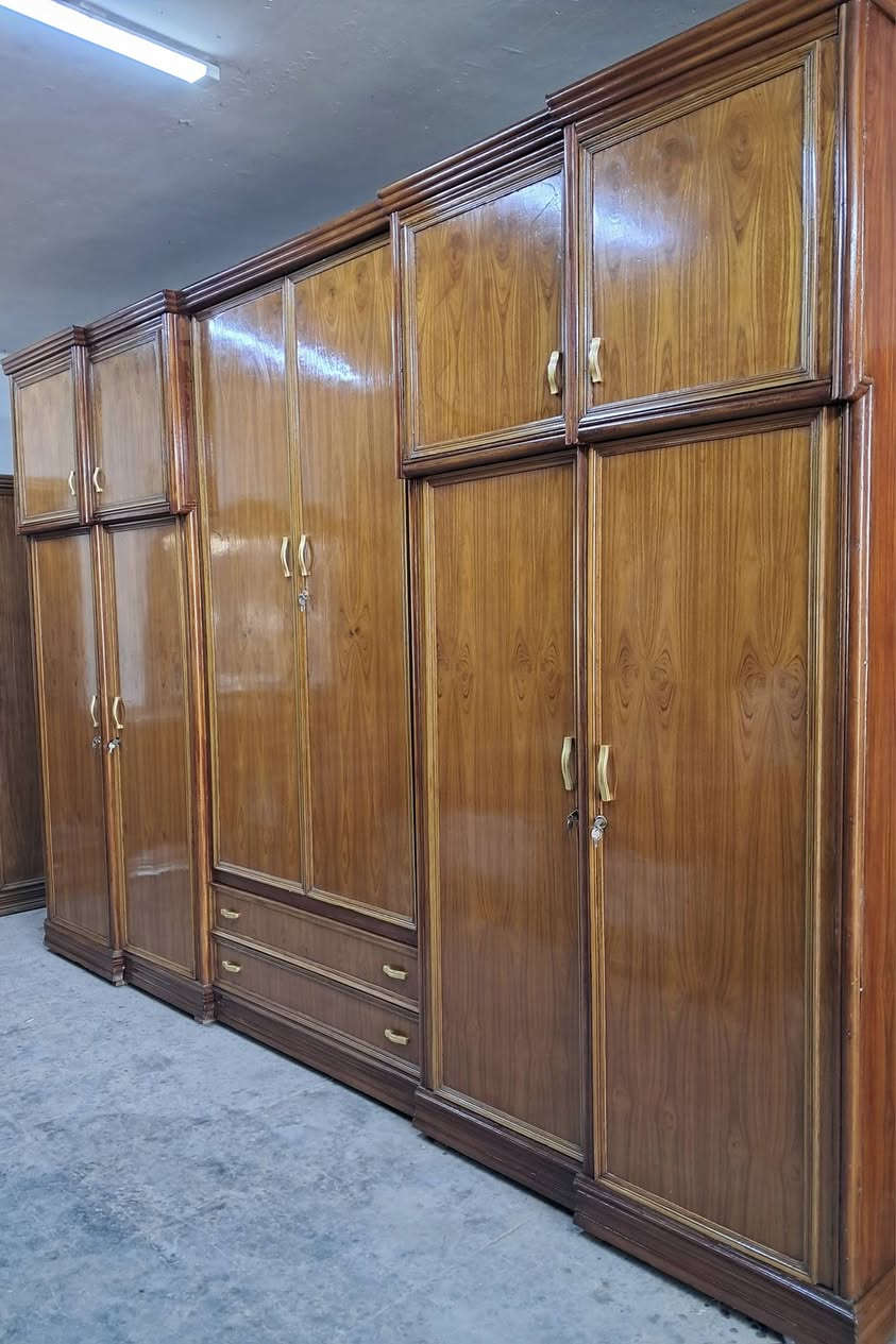 يعلن معرض الموسوي عن وجود غرفه نوم موديل ثلاجه داخل وخارج صاج ضهر جرجوبه دنك زان مصري حجل زان مصري ونقش زان مصري الغرفه نظافته 95بالميه فول تسكام اي استفسار خاص او الاتصال ***********
***********واتساب
