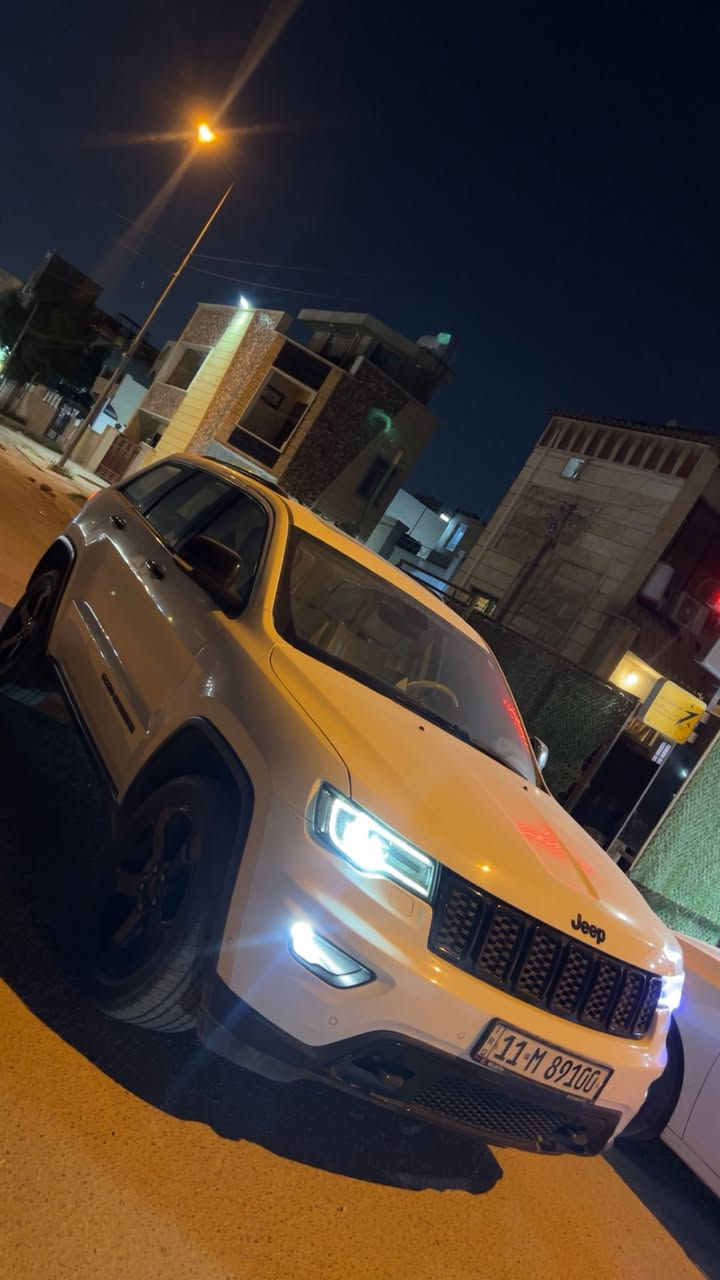 السلام عليكم
جيب 2019 خليجي بلاك توب
ماشية 106خليجي 
رقم بغداد الجديد باسمي
كفالة عامة
السعر 260 وبيها مجال شي قليل
مكان السيارة بغداد اليرموك
للاستفسار ***********
