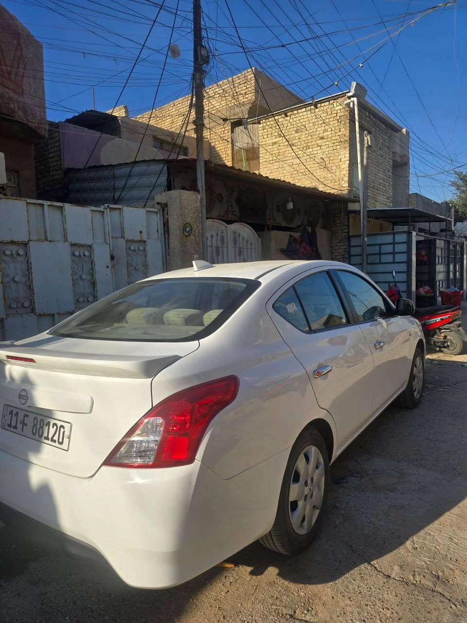 نيسان سني هندي موديل 2025 السياره بعدها بحاله الوكاله مكفوله كفاله عامه ماشيه 3200 ضمان السور السعر 139 وبيها مجال العنوان بغداد للاستفسار خاص او الاتصال ***********
