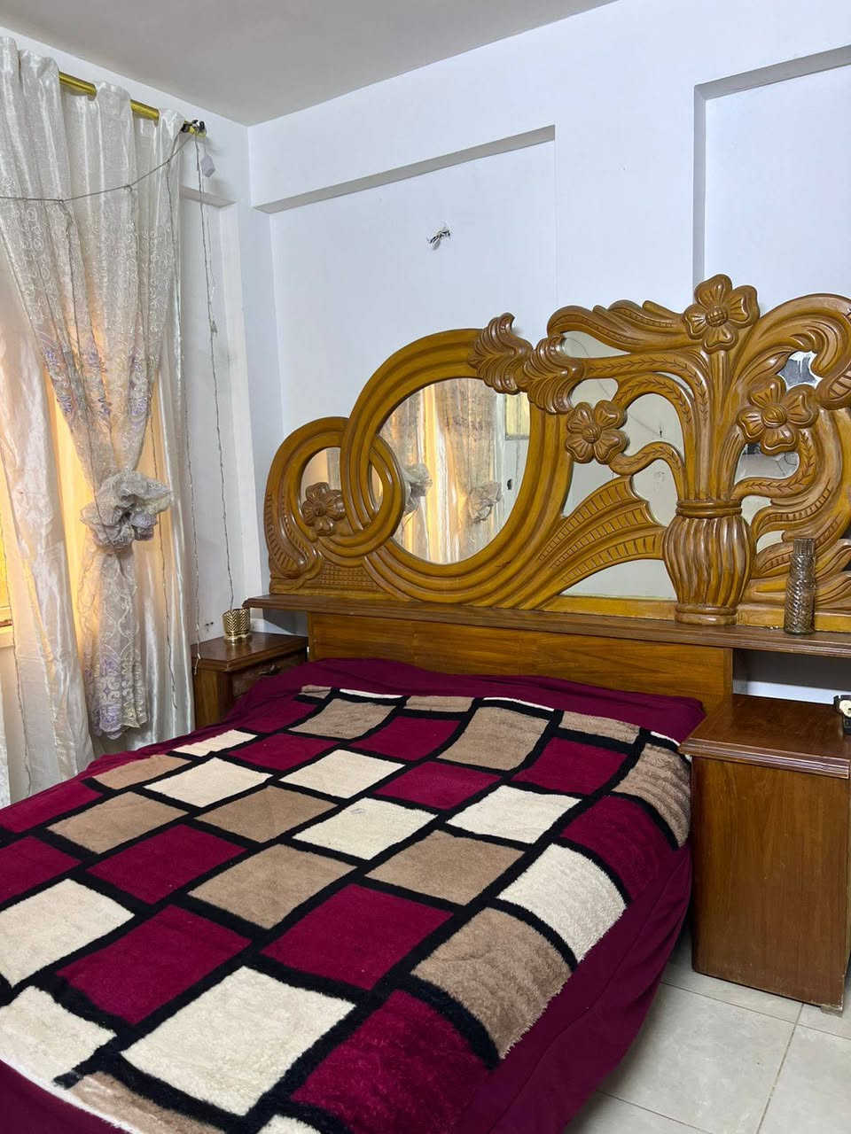 السلام عليكم غرفت نوم صاج خشب عراقي وزن ثقيل و صب للبيع السعر 850 الغرفه مثل ماا تشوف عينك حيل نضيفه التواصل واتساب او انتصال مكاني موصل شقق الحدباء ***********
