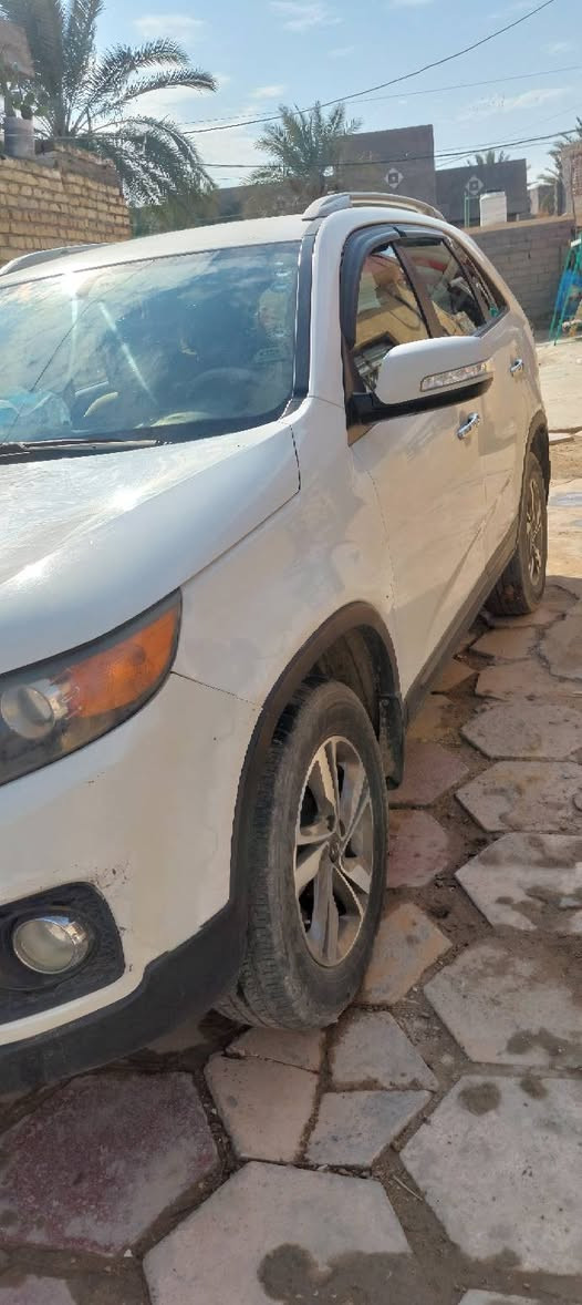 سورنتو ٢٠١٢ سياره مكفوله بيها بارد قليل خليجي حساسات كامره سته ستندر سبعه راكب في كربلاء الحر للتصال على هذا الرقم ما متواجد علفيس ***********
