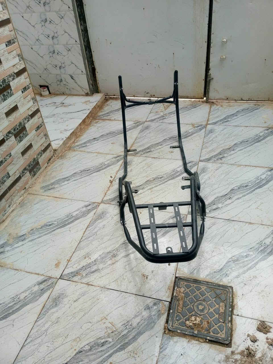 السلام عليكم للبيع
درع ماطور شحن
جديد مستعمل شيء قليل
 درع كامل السعر خاص

 تواصل على هاي الارقام
***********
