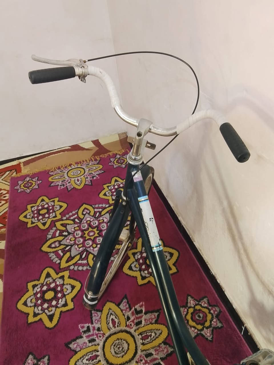 بيسكل حجم 26 البيع الاستفسار *********** حاويات سعر خاص
