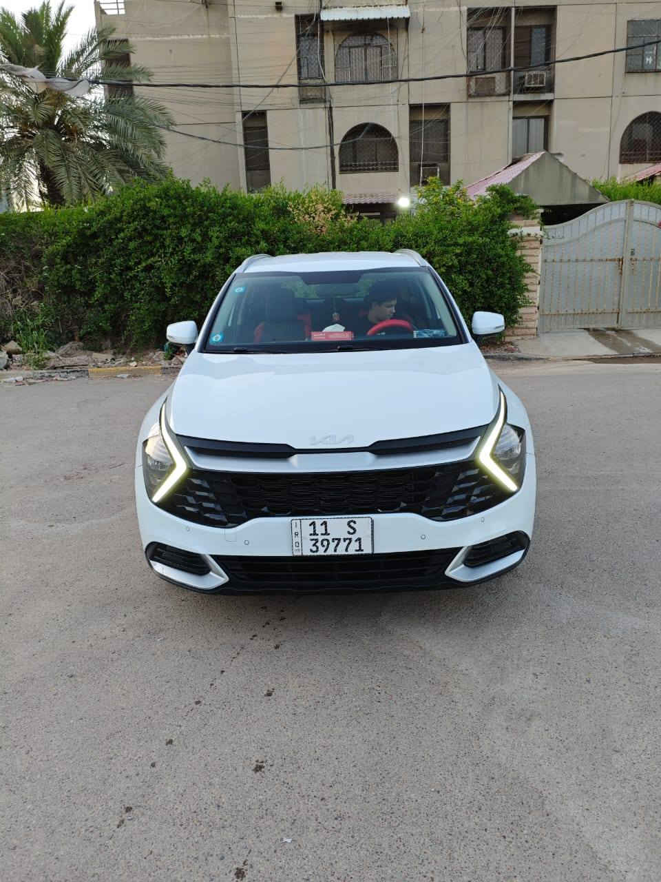 السلام عليكم البيع كيا سبورتج موديل 2023خليجي محرك2000دوش ماشيه 34الف بيه بارد بل باب موضح بل صور وبيهه ربع الجاملغ صبغ امانت الله السيار جديده السعر 190$او مراوس حسب القناعه رقم الهاتف ***********
