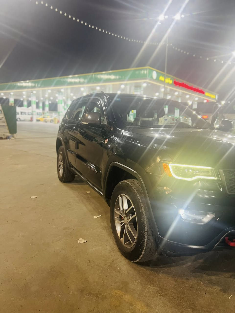 ***********موديل 17 تراك هوك رقم بغداد فول للخير مزوعه سعر 220وبيها مجال مكاني بغداد
