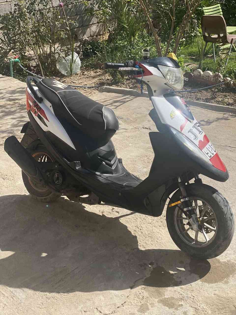 سلام عليكم 
ماكس عدله بلااد مراوس بـ اربعه كير اوراق شنعدم تعال خااص


**إذا كنت صاحب هذا الإعلان وتريد حذفه لأي سبب، رجاءا أرسل رسالة إلى الدعم الفني**