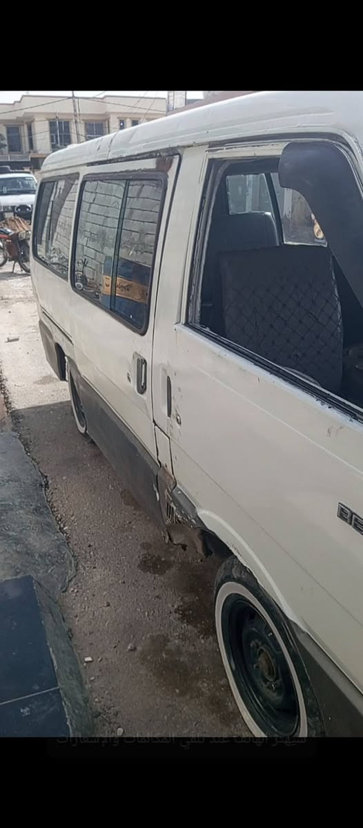 سلام عليكم مرخصت مدير كروب كيه 93 رقم احمر محرك بي بخار كير اكسن شواصي خير من الله عنوان ديالى سعر 13 بي مجال ***********
