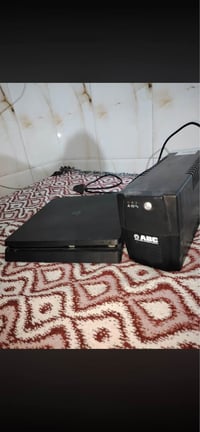 بلي ستيشن 4 سلم • 1تيرا بايت • ملحقات كاملة