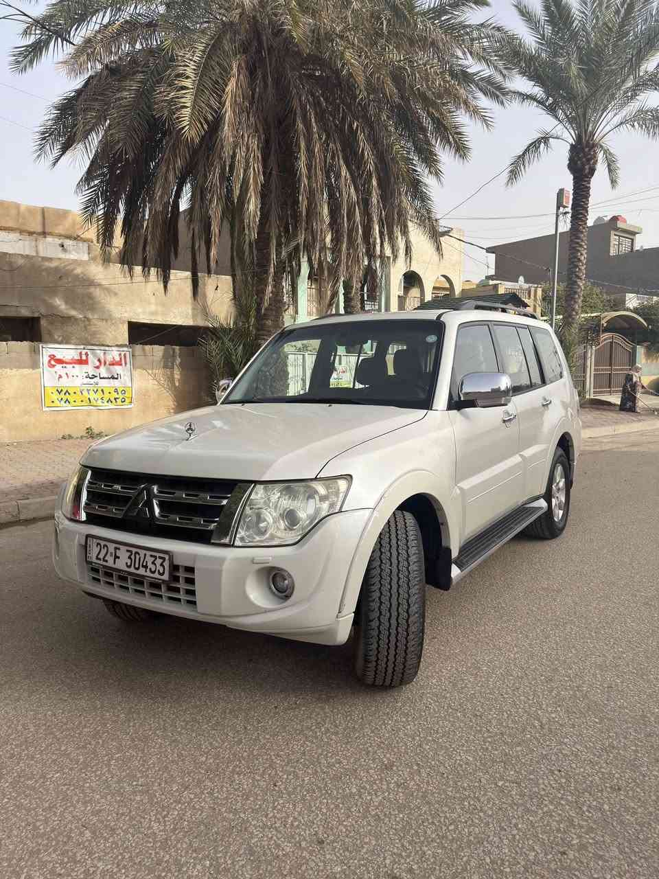 من رخصت الادمن
حياكم الله خواني 

باجيرو موديل 14 حبتور فول مواصفات 1/1  و فول نضافه السياره ايدي بيهة 
كفاله عامة ما عدا بارد خفيف و السونار موجود من ضمن الصور 
وارد خليجي  السياره على ايدي من 2014 اول ما نزلت 

محرك 6 سلندر 

3500

كشنات جلد كهربائيه 

فتحة

تحديد سرعه 

مري شفط 

تبريد 3 قطع ثلج ب الصيف 

حساس خلفي 

سيدي جنجر اقراص

ثلاجة 

تحكم ستيرن 

مكينه و كير كفاله عامه 

تخم تاير جديد و ادامه قبل سبوعين 

السياره خير من الله و ابد ما موكفتني 

العنوان بغداد الدوره 
 متواجد واتساب ***********
