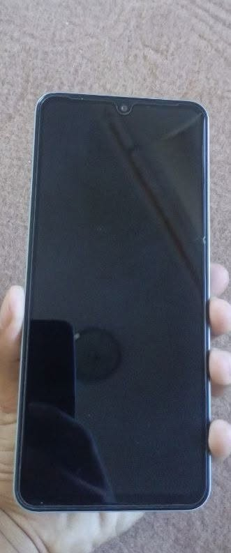 سلام عليكم 
جهاز بوكو.c71
بطاريه 5200
ذاكره 128
جهاز نضيف جداً 
أستخدام شهر 
غراضه كامله
ب 135
تواصل معي خاص


**إذا كنت صاحب هذا الإعلان وتريد حذفه لأي سبب، رجاءا أرسل رسالة إلى الدعم الفني**