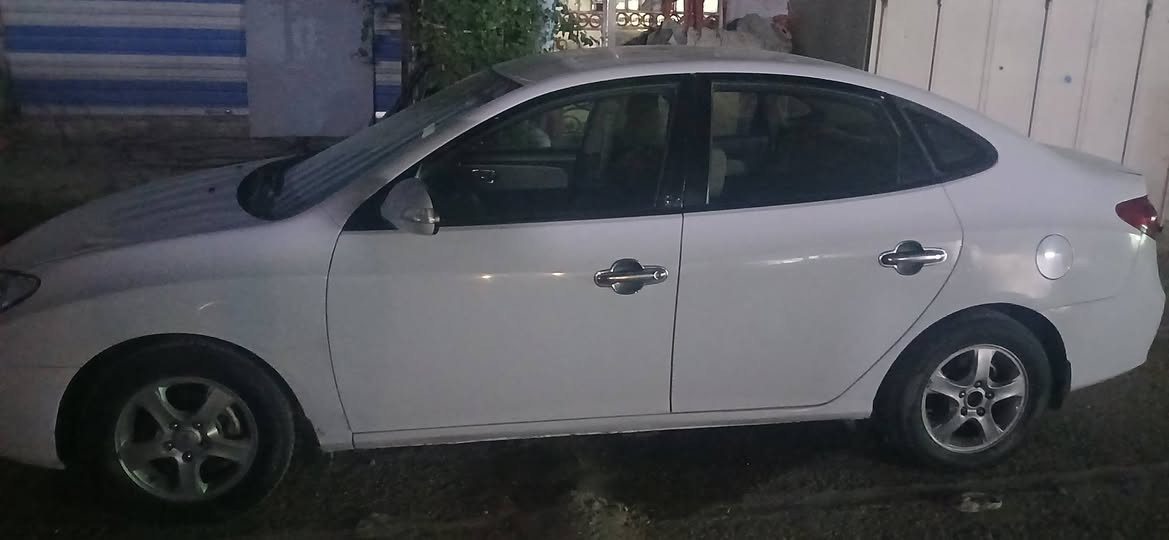 ١١بيه ٥قطع بسم كردي كير محرك حلوات تبريد شغال ١٦٠٠سعره ٩٠ بيه مجال مكاني نجف سياره حلوه وجاهزه مال شغل مابيه كل نقص كلشي شغال  ***********
