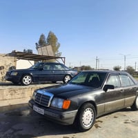 مرسيدس دب 300 • ١٩٩٠ • جبارة