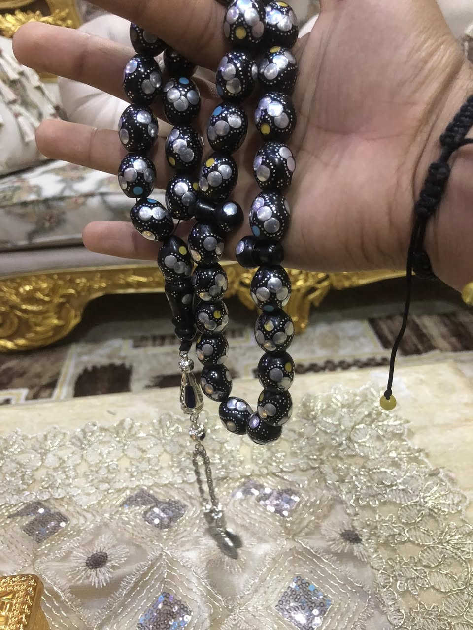 نارجين مصري دك فضي انتيمون ٣٣حبة قطعة خشنة جميلة جدا وزن ١٣٥غرام كركوشة جميلة محمل شيوخ سعر ٨٥الف مع توصيل 🚚


**إذا كنت صاحب هذا الإعلان وتريد حذفه لأي سبب، رجاءا أرسل رسالة إلى الدعم الفني**