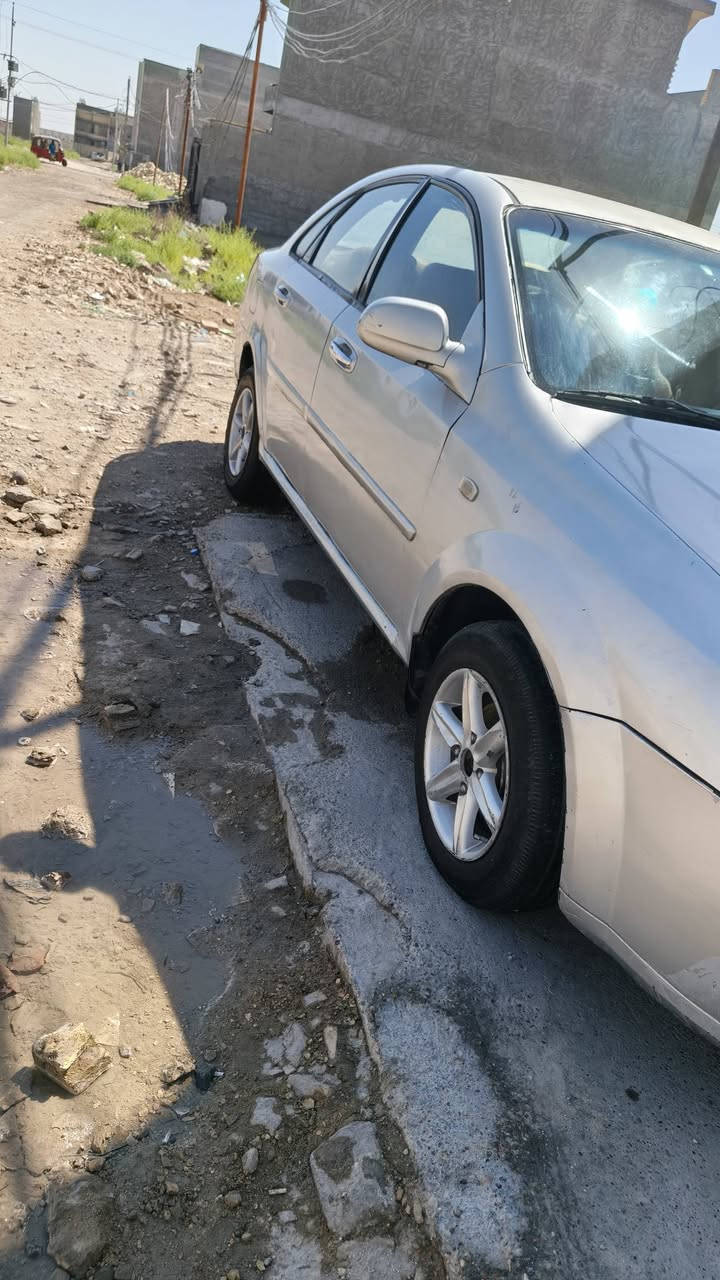 سلام عليكم ابترا مديل ٢٠٠٤ سياره كير ومحرك مكفول تبريد جديد تخم تاير تخم نوزل تخم بلك جديد عبوه مال تفصيخ جديد صدر أمامي خلفي جديد مشط جديد سياره حلوه رقم بغداد بيه خياسات ومصلحه ب دوسات سياره معروضه ب ٥٢ وبيه مجال بكان سياره بغداد  *********** واتساب بيه وخاص موجود

