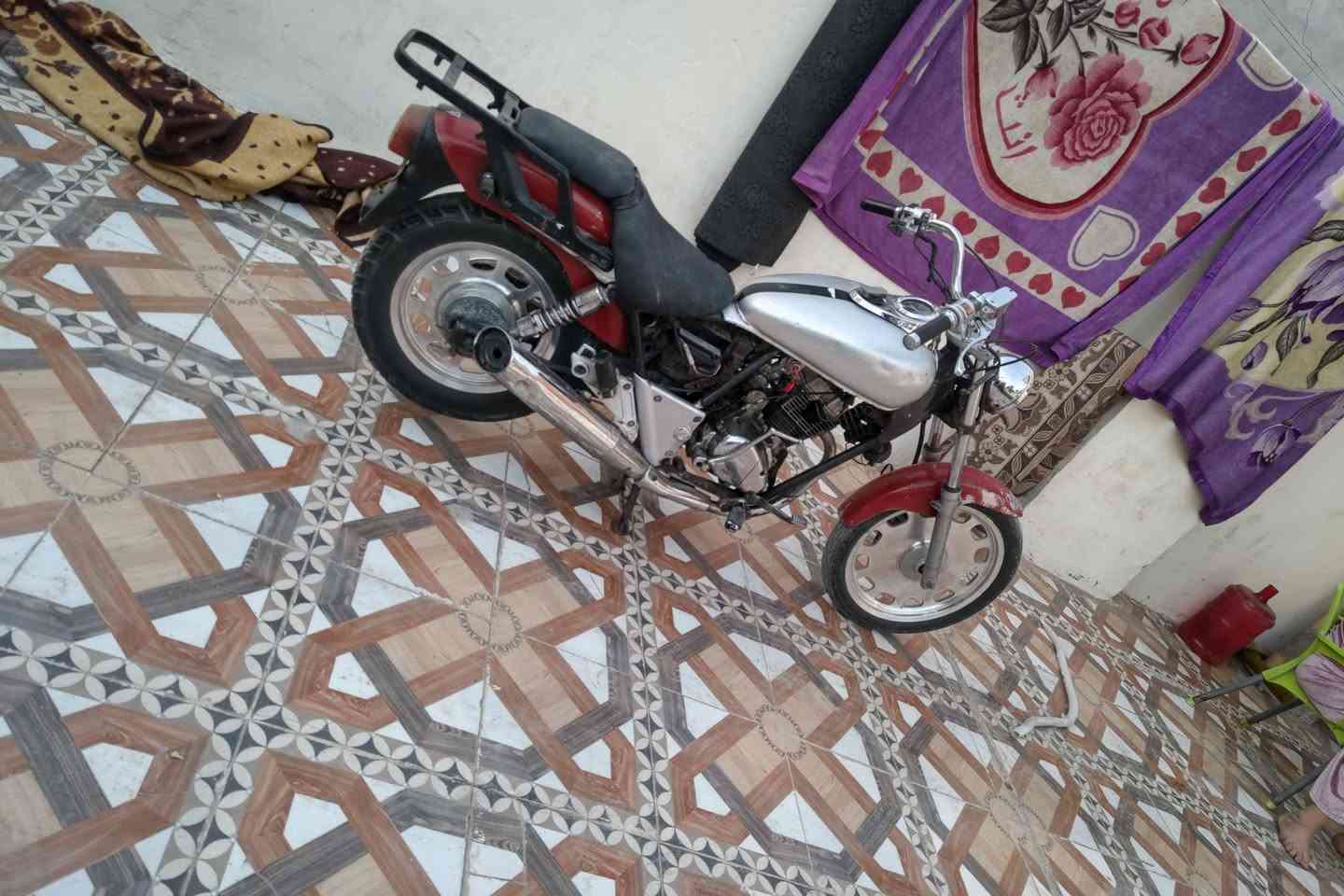 سلام عليكم شباب دراجه هارلي ستد حجم 250 نقص اشاير ولايتات فقط مكاني بغداد مدائن بسعر 550وبيها مجال


**إذا كنت صاحب هذا الإعلان وتريد حذفه لأي سبب، رجاءا أرسل رسالة إلى الدعم الفني**