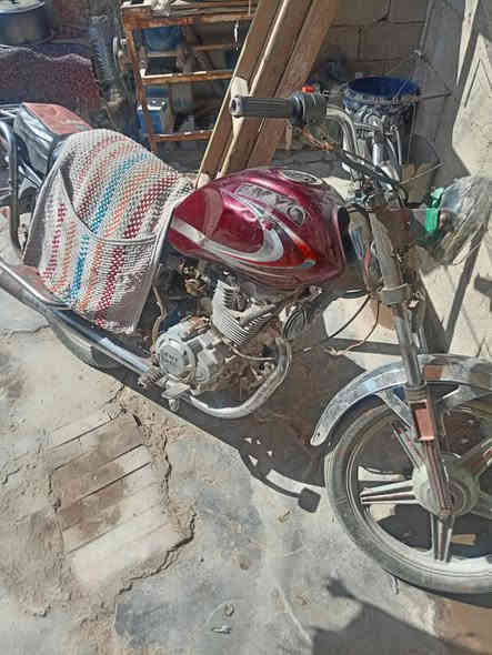 السلام عليكم اخوان دراجة فيوم للبيع مديل 2026 سعرهة 350 اوراق كهربائات كاملة تشتغل سلف جاهزة اخوان مابيهة نقص مكاني كربلاء  سايدين تحدي جاهز ***********
