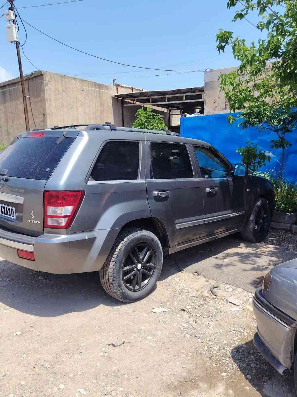 بەناوی خوای گەورە      

بۆ فرۆشتن و گۆرینۆ   لەسەر دل گرتن     مۆدێل 2010  jeep srd sheroke larido
 فول   کوشن جلد و سیاحی  وکارەبا و خەزن 
  دەعم و لیدراوی نیە    تەبرید سارد ❄️و گەرم  🔥 لەسەر  سویچ    
  گاز زۆر کەمە خوات 
مەنەفیست عەسڵی   
بیلاد  6 جام ڕەش 
سەیارەی مالە  کامل جایزە      
 لە کۆیە م  مشتەری نیت     لە کاتی خۆت و ئیمەش مەگرە   *********** كويسينجاك, أربيل
