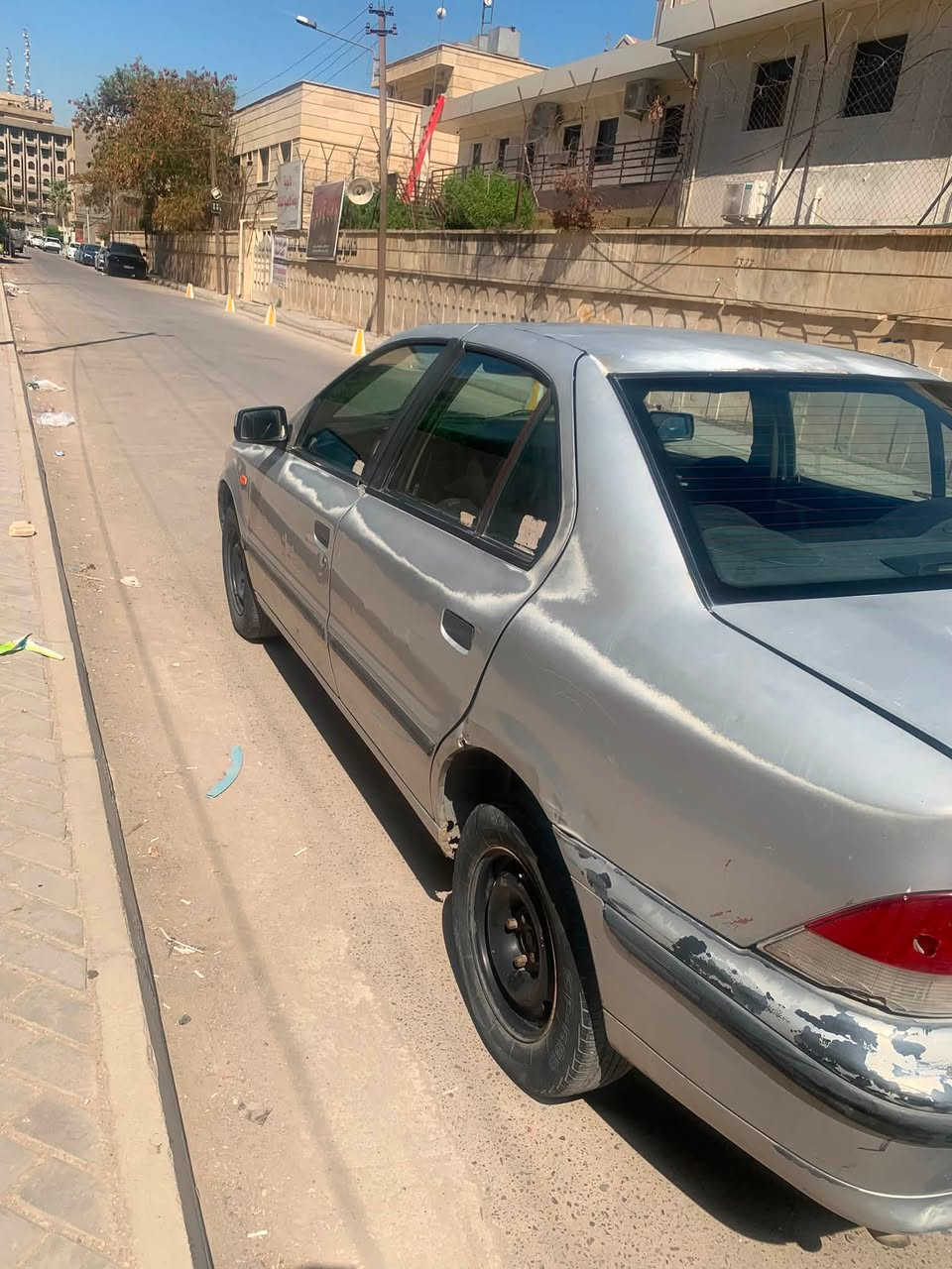 سلام عليكم البيع فقط سمند ٢٠٠٩ رقم  مشروع وطني بغداد باسمي تحويل ثاني كير محرك مكفوله فول جاهزه من كلشي بس تشغل وتطلع كير عادي  لون سلفر خصوصي سعرها ب٣٢ وبيها مجال مكان بغداد الكرادة داخل مسرح الوطني رقم *********** الاتصال على رقم
