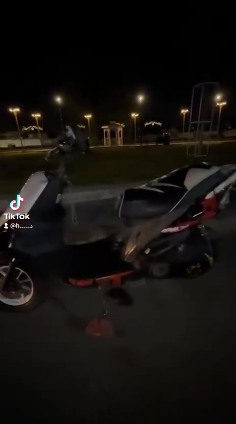 سلام عليكم عدله للبيع دراجه بوشته 55 كلجات رياضه قطره مال دهن رياضي شيال رياضي دبل خلفي رياضي وياله زوج دراجه مزوده من كلشي شلعه ومعدل مكينه خرسه مكاني بغداد العطيفيه رقمي *********** متواجد 24 ساعه سعره 450 وبيه مجال
