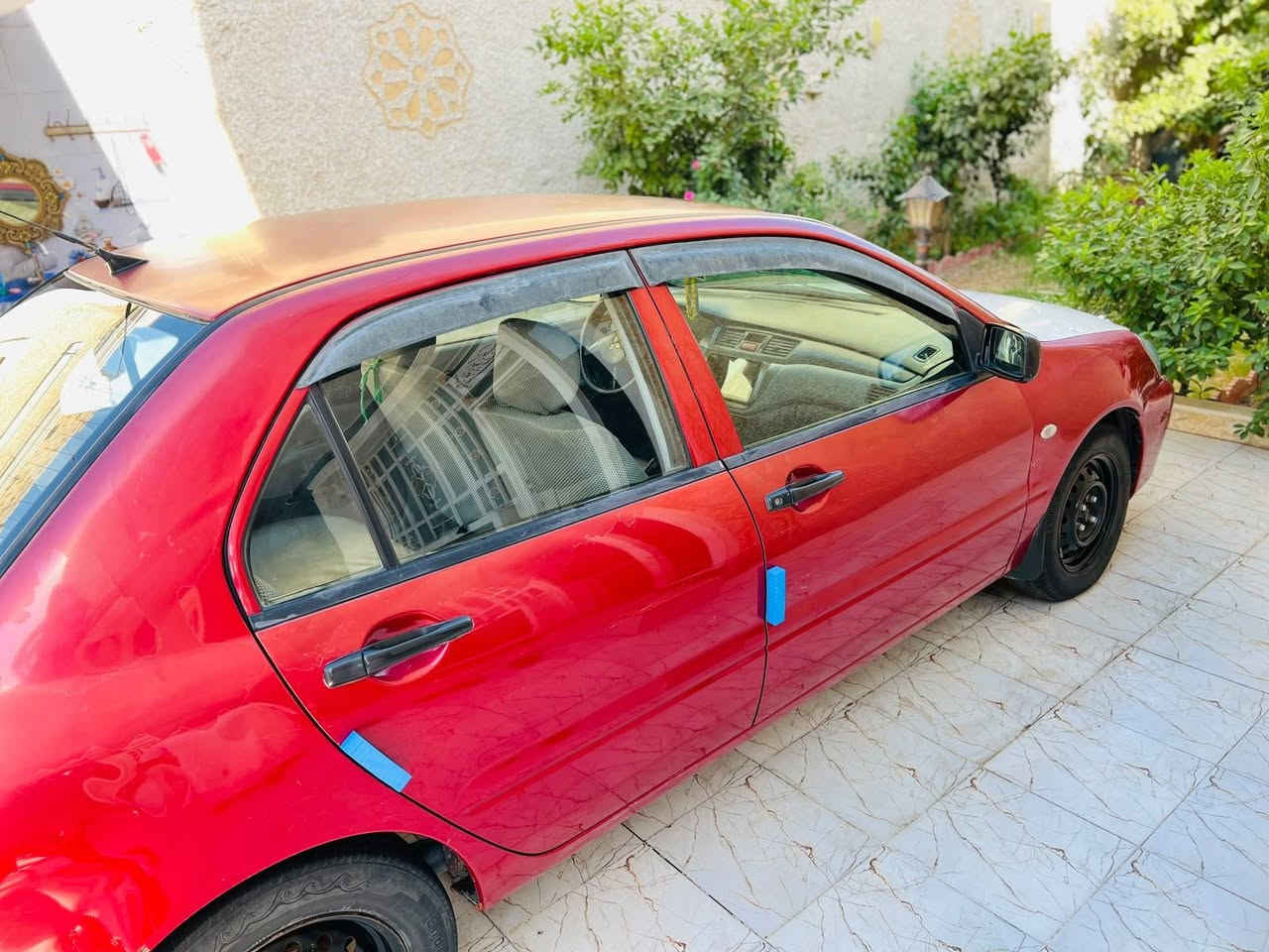 سلام عليكم سياره لانسر موديل ٢٠١٠ رقم بغداد بسمي مكينه ٢٠٠٠ مرغوب تبريد ثلج تخم تايرات جديده صدر جديد سعر٧٧ وبيهه مجال الطيبين للاستفسار ***********
