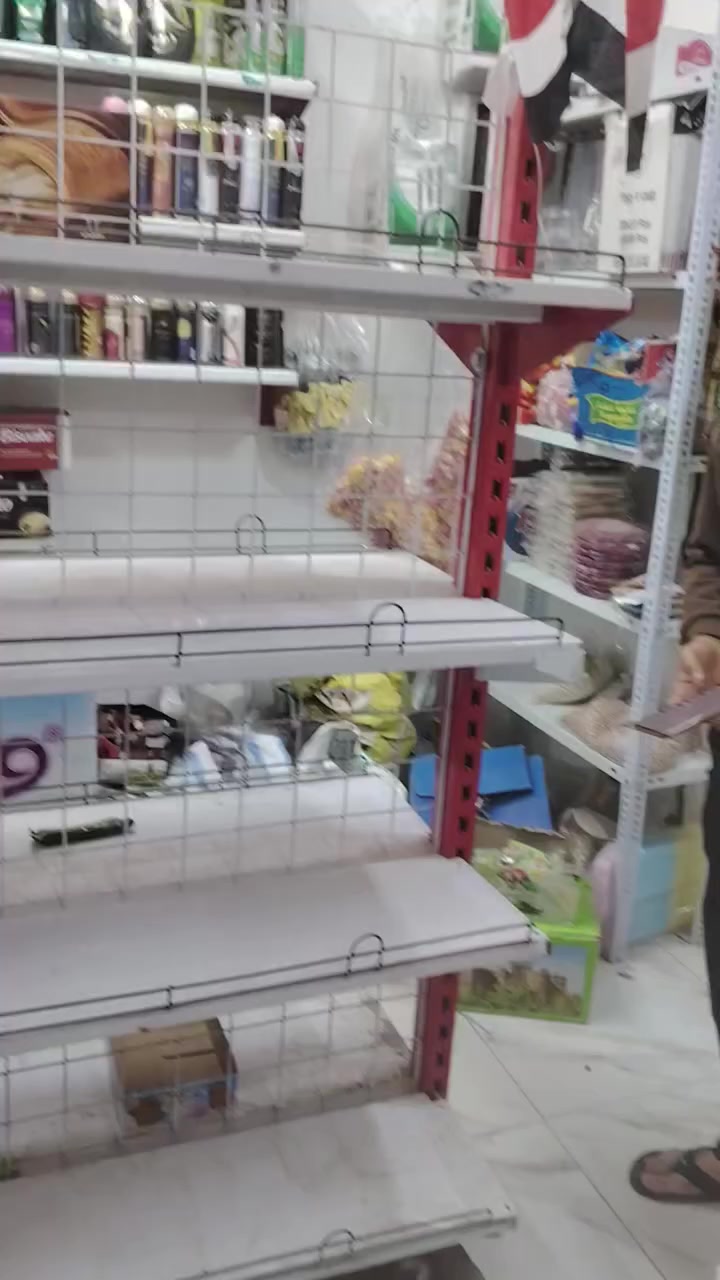 سفينه ٣ امتار نيضفه وكامله *********** مكاني ميسان الماجديه
