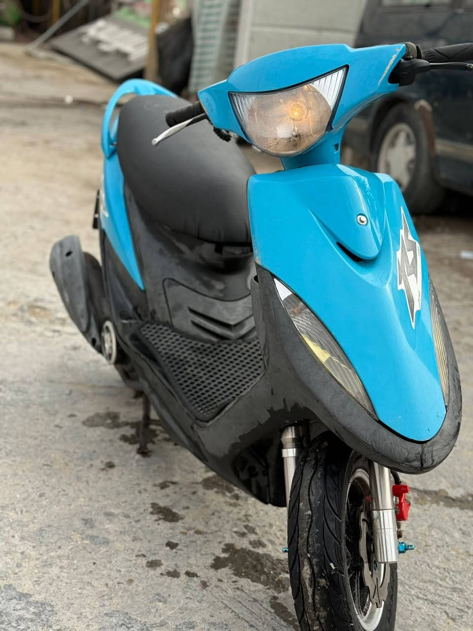 سلام عليكم دراجه للبيع للاستفسار على رقم ***********
