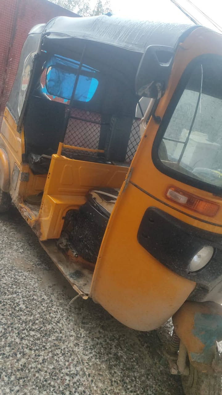 تك تك واحد وعشرين شهر التاسع تك تك عوزه شغل بيهه خياسات رقم وسنويه تك تك شوفت عينك من الاخير رايدهه ب 6500 قفل مكاني بغداد نهروان وهذا رقمي مستعجل على بيعتهه مكاني بغداد نهروان للعلم تك تك أي ضربه ما بيهه.   ***********
