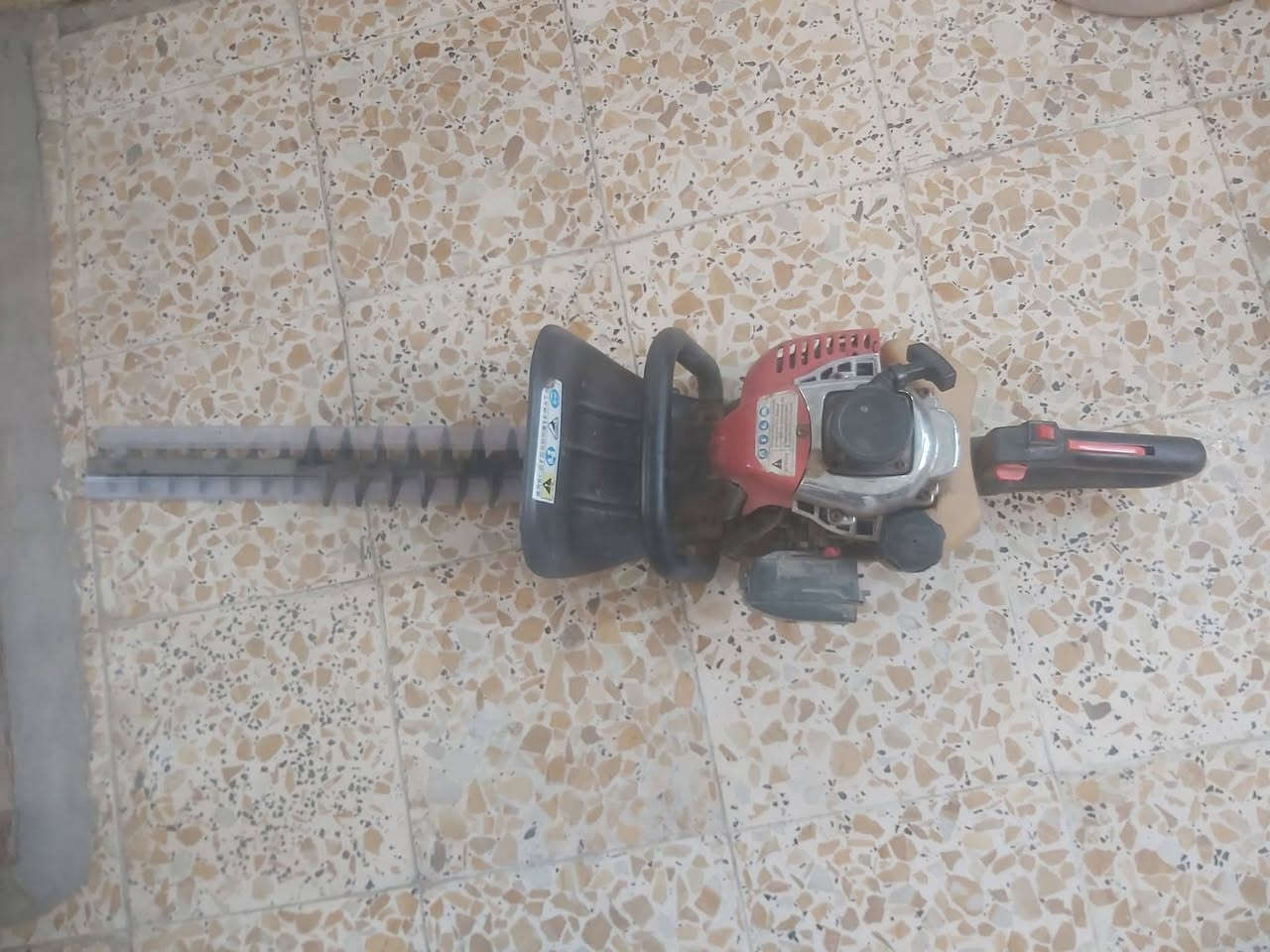 منشار مال تقليم الاشجار للبيع حجم صغير


**إذا كنت صاحب هذا الإعلان وتريد حذفه لأي سبب، رجاءا أرسل رسالة إلى الدعم الفني**