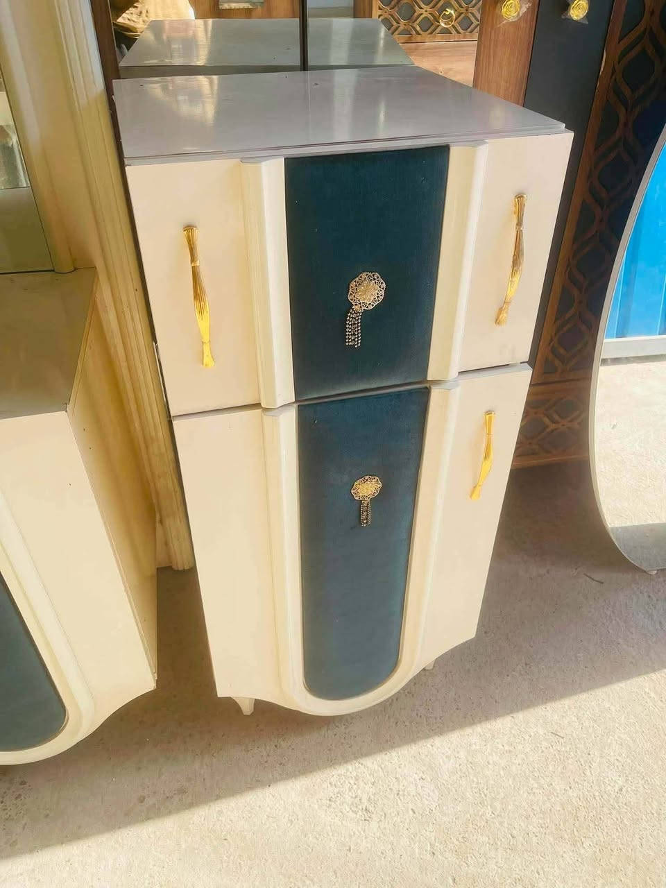 غرفه تركيه مستعمله 👉🏻
موديل حديث ⚡️
السعر 800 🌪️
مع الشد و النقل داخل بغدا مجاني 
@إشارة


**إذا كنت صاحب هذا الإعلان وتريد حذفه لأي سبب، رجاءا أرسل رسالة إلى الدعم الفني**