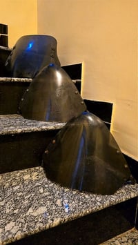 بغداد الكرادة • حاوية • لا توصيل