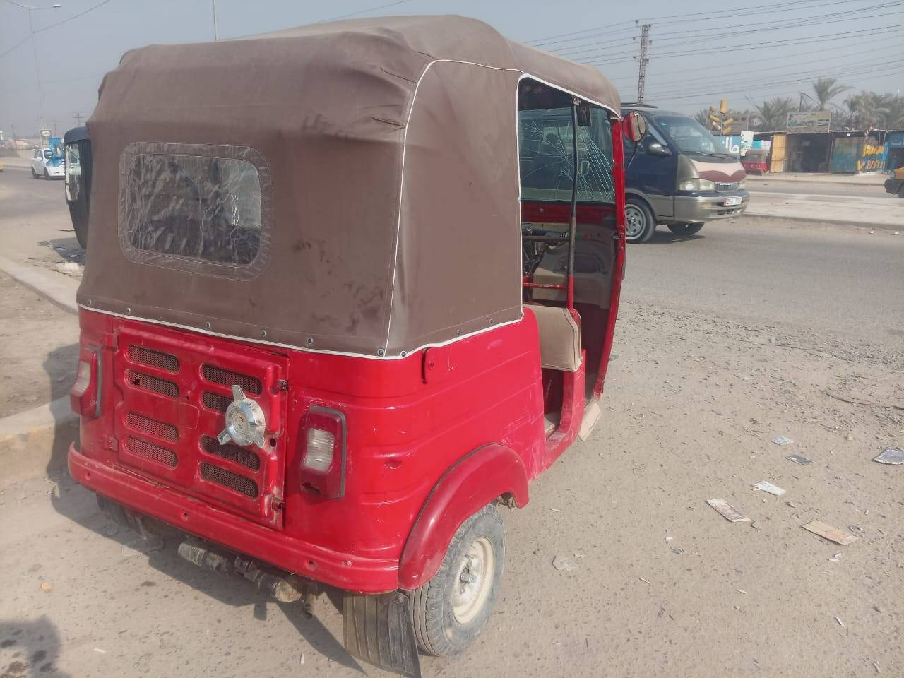 السلام عليكم  تكتك 17
للبيع تكتك خير من الله  مكينة مال 20  مكفولة كهربائيات شغالة اكسل مكفولة اوراق  رايدهة 3500 وبيهة مجال. ***********
