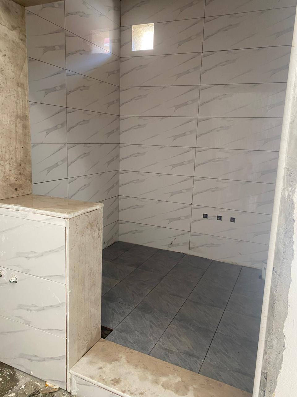 السلام عليكم
خلفه سيراميك شغل درجه بورسلين ارضي شغل شرط
سعر المتر ب 4 الف
داخل الموصل
تواصل خاص او اتصل
***********
