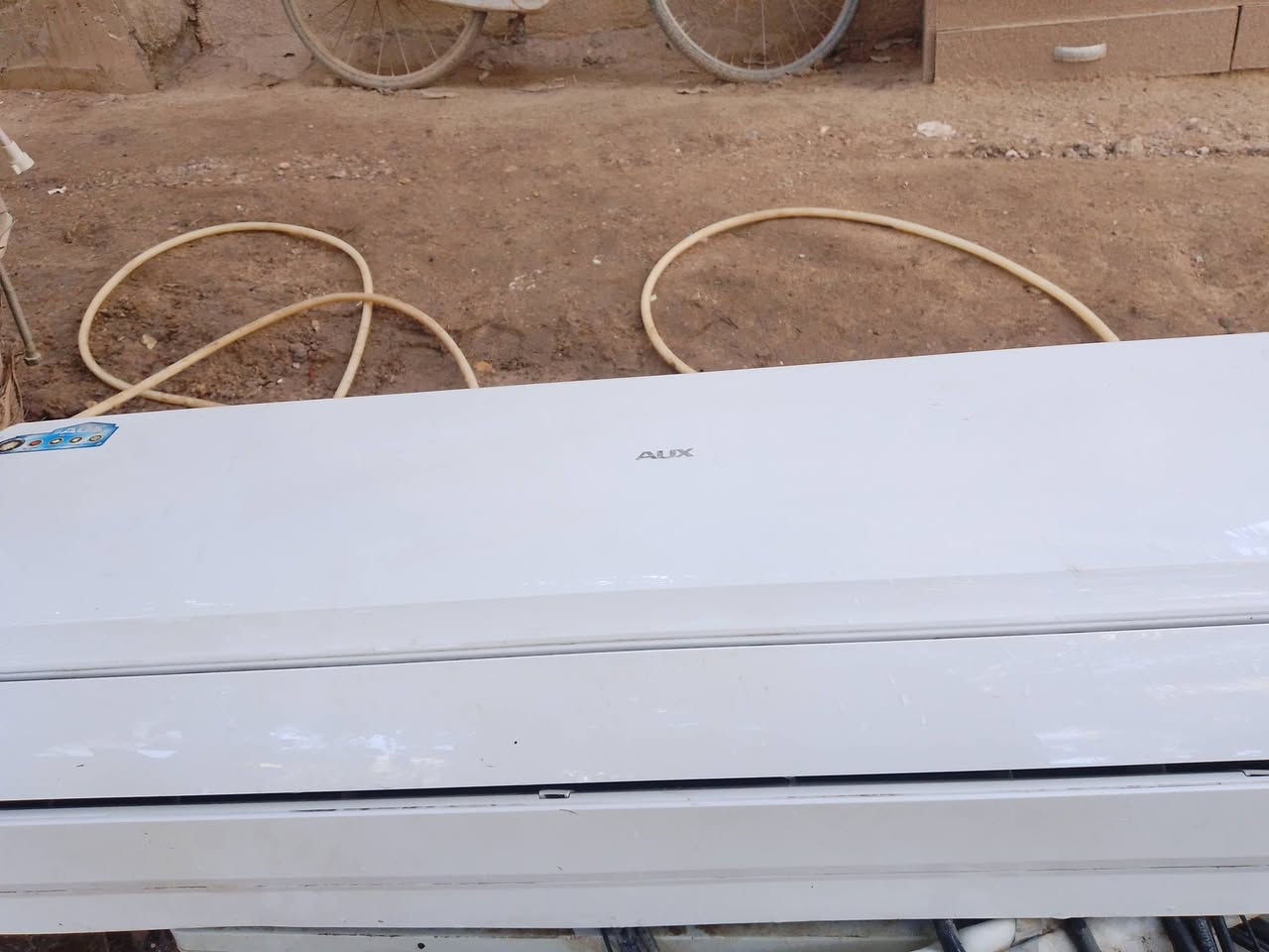 سلام عليكم سبلت طنين اواكس جديد وشغال نقص فقط البور مالته والتدفئه ملغي سعر 450بي مجالبسيط مكان كربلاء ***********
