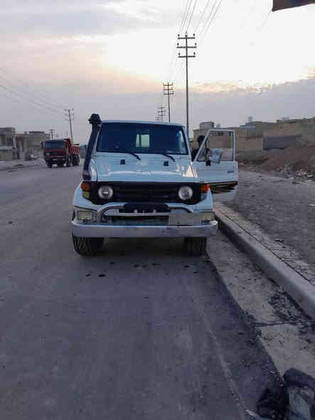 السلام عليكم لانكروز شاص مديل ٨٩سياره جهزه من كلشي رقم انكليزي سنويه جديده سعر ٦٥ ورقه بيه مجل وتصل عل هذ رقم ***********
