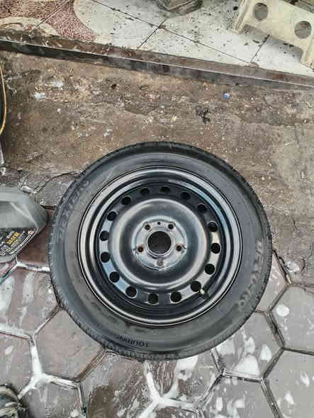 سلام عليكم للبيع ويل عادي حجم ١٦ هوه وتايراته مكان كوت سعر خاص ***********
