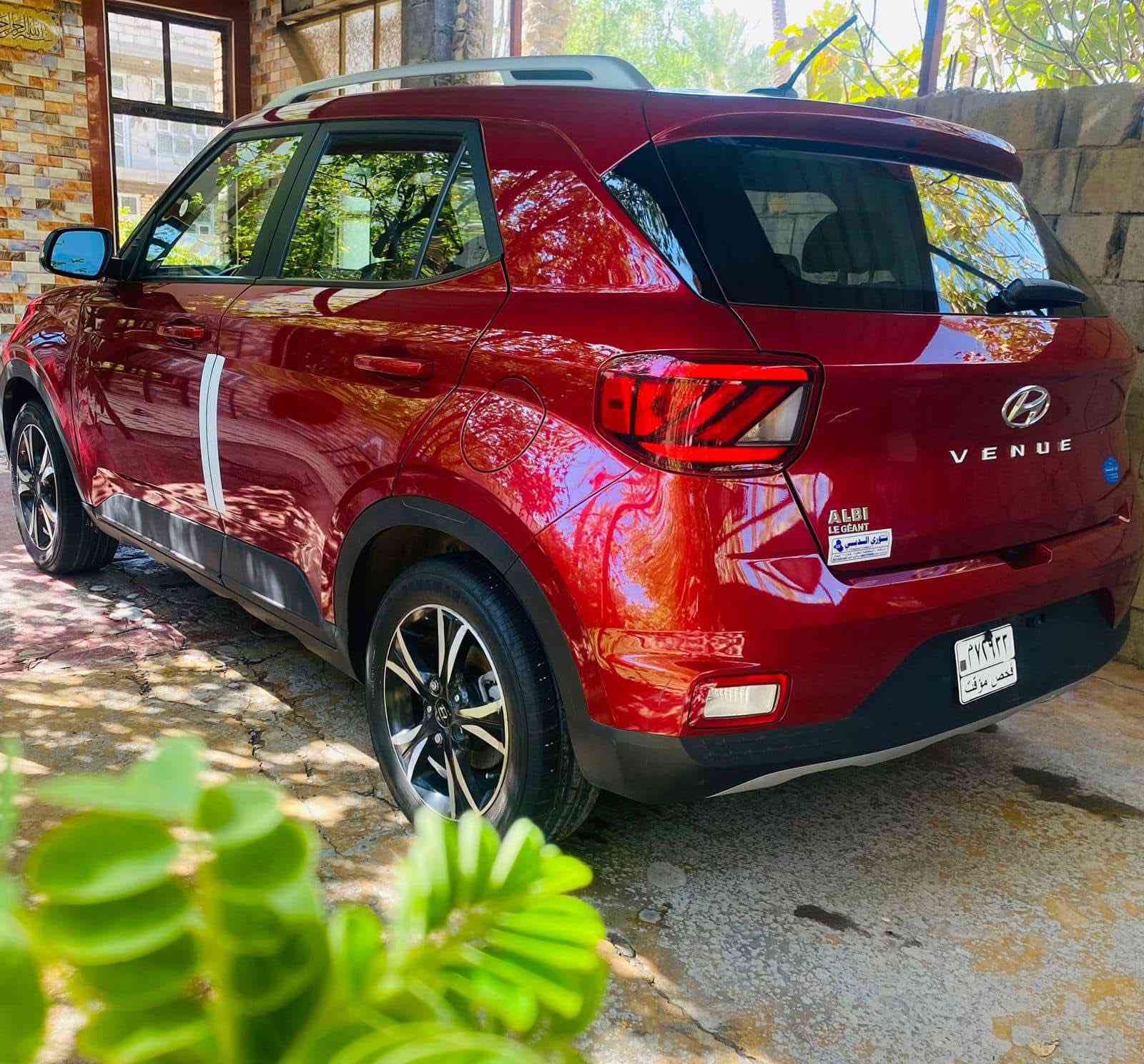 السلام عليكم مكلف بالنشر
فينو ٢٤ حادثها دعاميه أماميه وبارد فقط بدون دواخل 
مواصفاتها كامله 
بصمة فتحت جلد رادرات كامره شاشه كشنات تدفئه مودات قيادة ويل كب نقطه عمياء وبعد مواصفات 

السعر ١٢٤ وبيها مجال 
مكاني بابل 
***********
