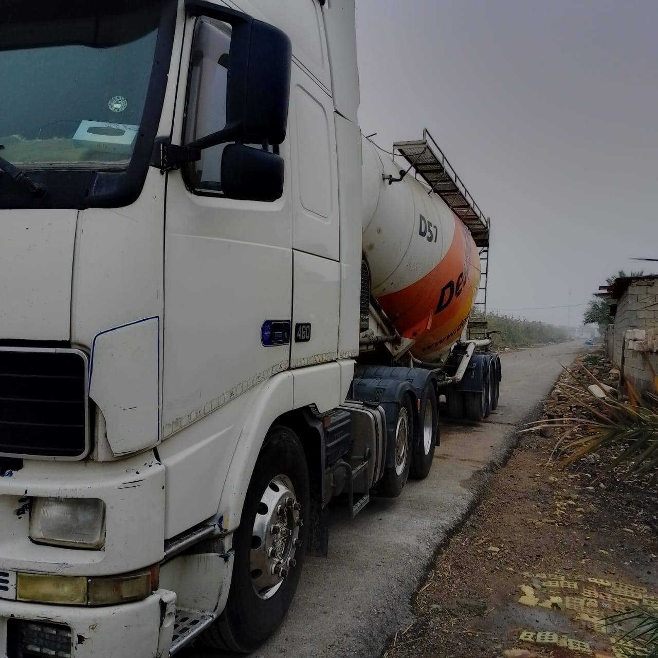 فالفو.٢٠٠٢.رقم.حديث.بطل.ثلاث.دناكير.يشيل.٤١
طن.معرض.المدائن.***********
