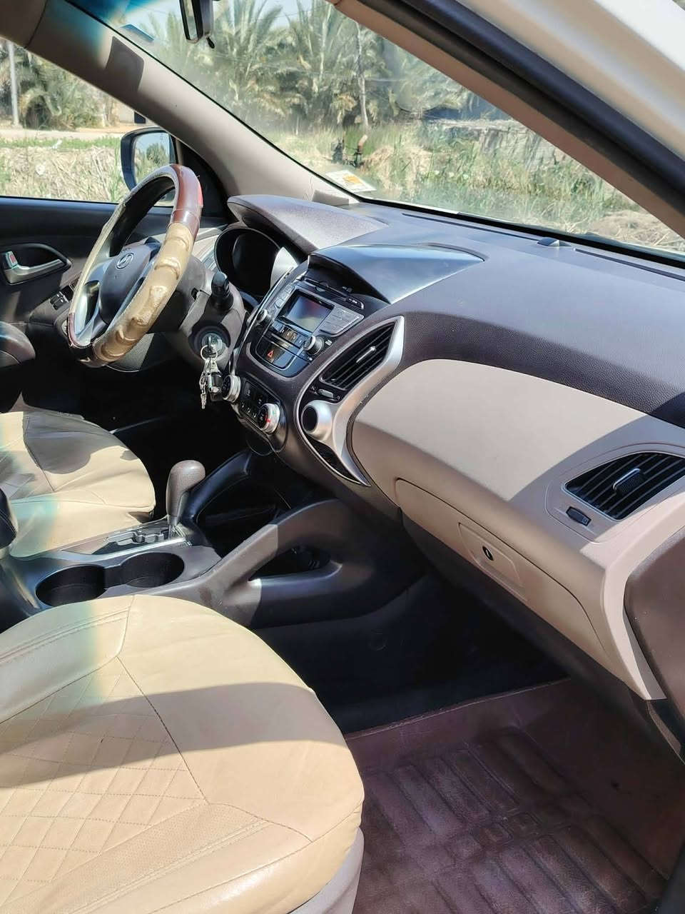 السلام عليكم توسان البيع موديل 2011 مكفوله مكينه الفين دوش حساسات واشاير بل مري السعر130 وبيهه مجال رقم نجف ومكانهه بل نجف الستفسارعلى ***********      ***********
