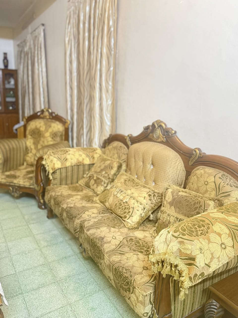 مرحبا
تخم للبيع 
التخم (800 )الف
البردات (100 )الف
تخم مع البردات (850)الف
الطبلات سعر مختلف
مكان. بغداد الجديدة المشتل شارع المطبك📍
تواصل
***********
